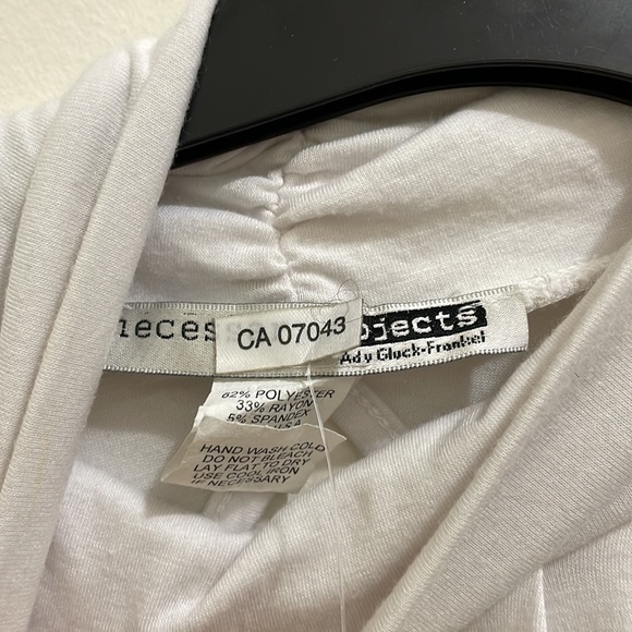 Necessary Objects white top (sz l) - Picture 2 of 9